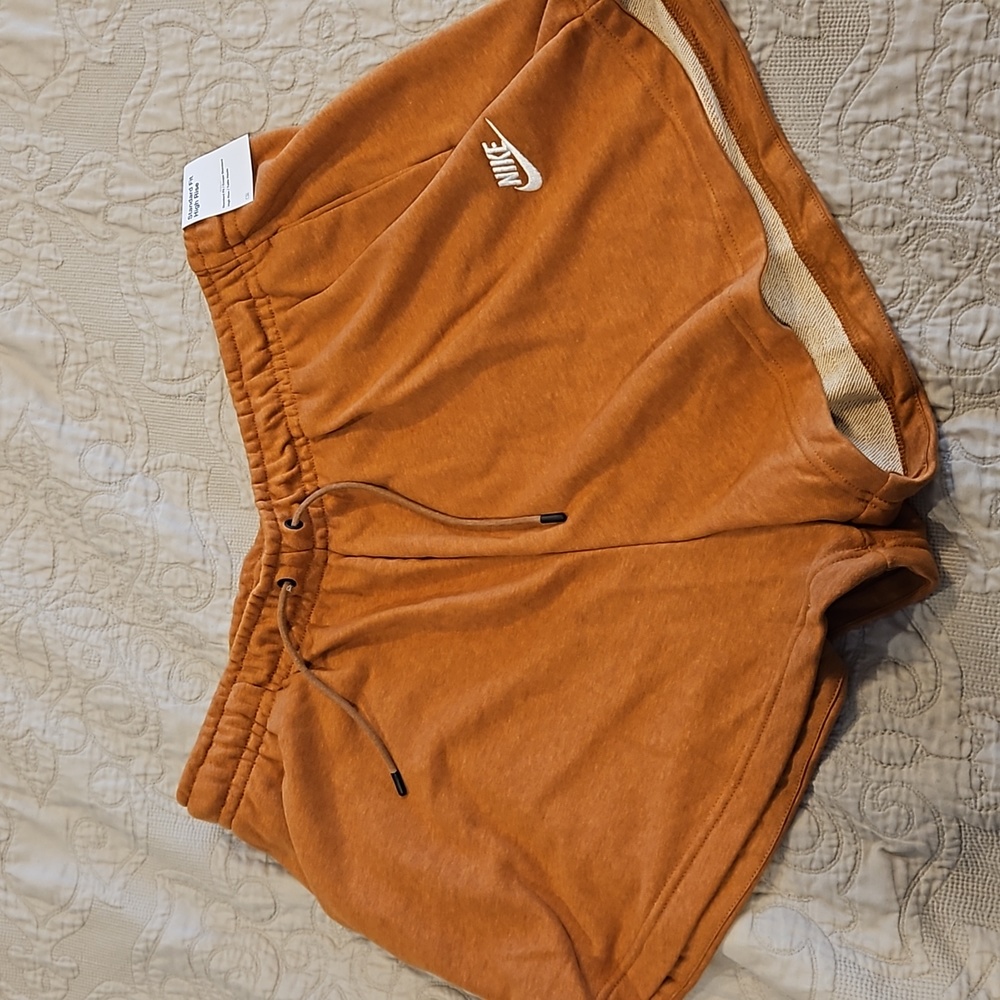 Womens Nike shorts 1x